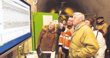 Interessierte Besucher