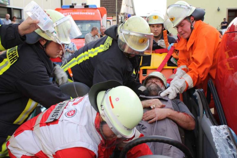 Feuerwehr Weinheim Lützelsachsen Hohensachsen 125 Jahre im Einsatz