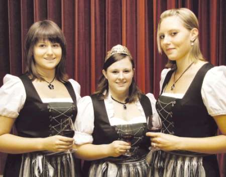 Feuerwehr Weinheim Abt.Lützelsachsen- Hohensachsen Weinkönigin ?