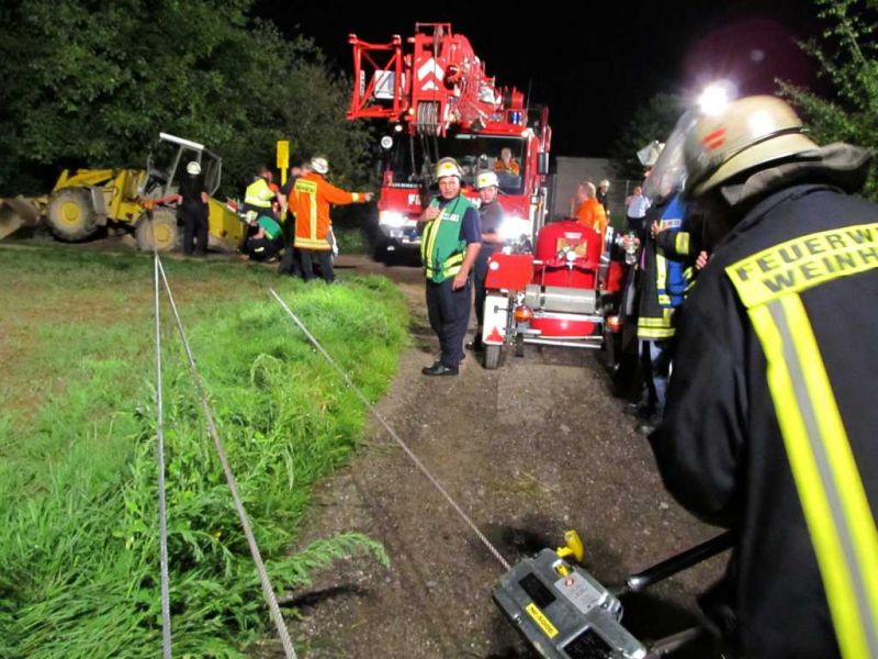 Kranwagen der Berufsfeuerwehr Mannheim im Einsatz