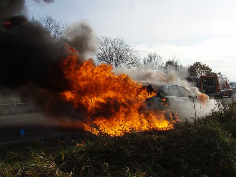 PKW Vollbrand Westtangente Weinheim
