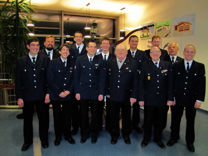 Beförderungen und Ehrungen bei der Abteilung Stadt