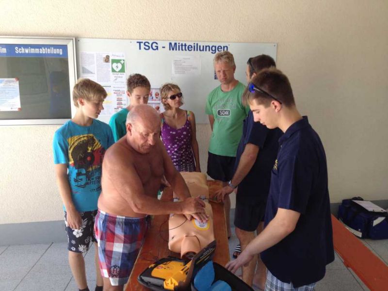 Lukas Gärtner und Sven Hufnagel informierten im Turnerbad