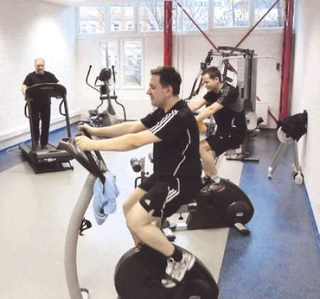 Fitness bei der Werkfeuerwehr Freudenberg