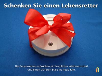 Rauchmelder als Geschenk auf dem Gabentisch