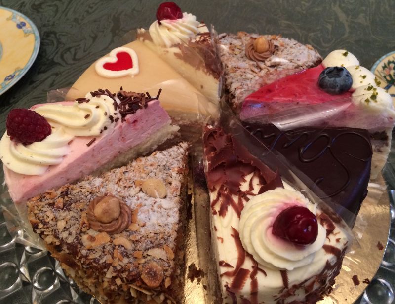 Kuchenverkauf Kinderfeuerwehr