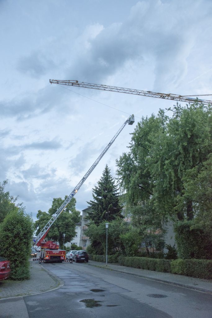 Baukran drohte abzustürzen