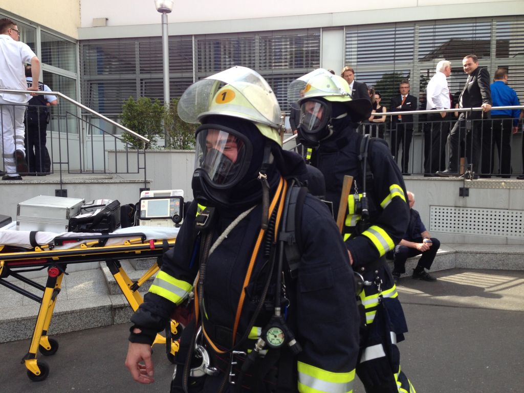 Geldautomat läuft heiß: Feueralarm in der Volksbank-Zentrale